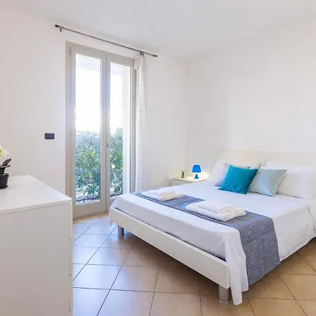 Aparthotel Lucrezia Con Piscina Nel Cuore Del Salento Santa Maria al Bagno